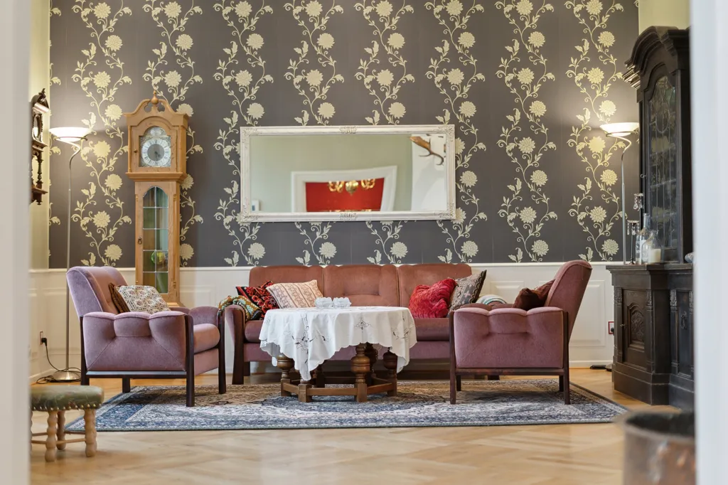 Living Room - Historic Manor with Garden in Midtsjælland