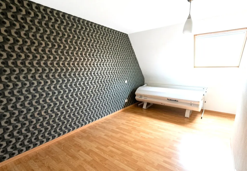 Bedrooms - Semi-detached House with Solar Panels in Bredene