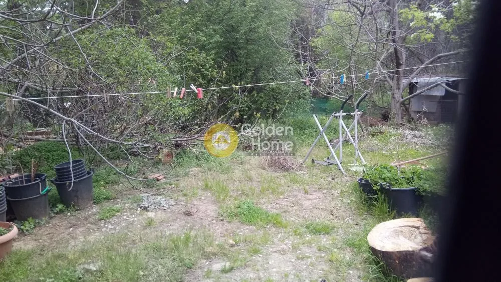Aed - Detached House with Garden in Dionysos Centre