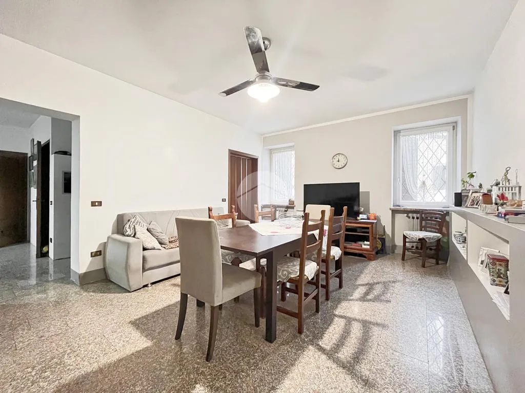 Salle à manger - Independent House with Garden in Zevio Centre