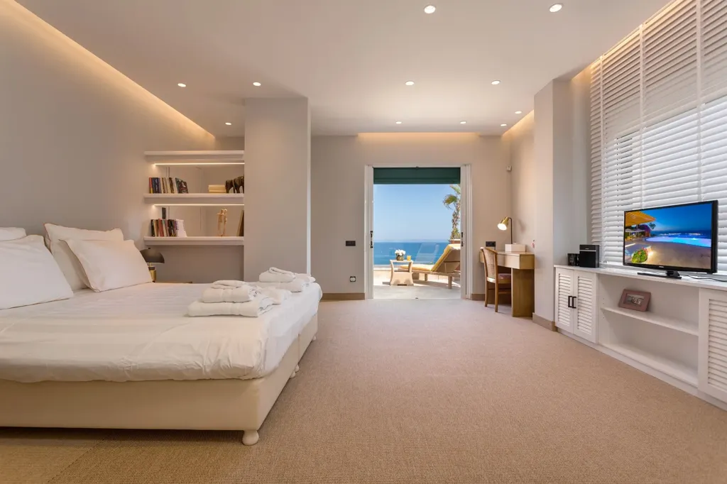 Chambres - Luxury Seafront Villa with Panoramic Views in Zakynthos