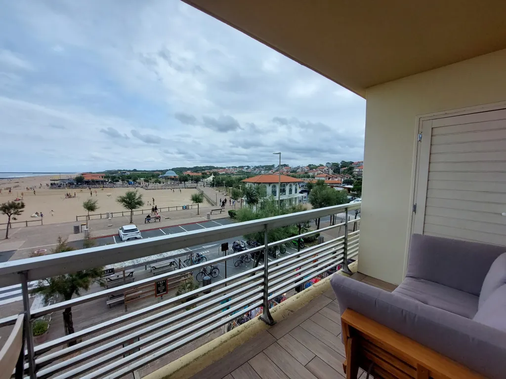 Rõdu - Student-Friendly Flat with Sea View in Anglet