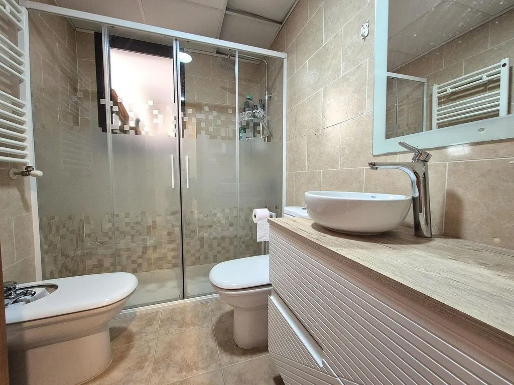 Salles de bain - Apartment with Balcony in Tavernes de la Valldigna