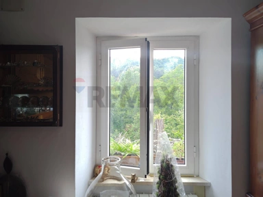 Pièces - Apartment with Terrace near Sassello Centre