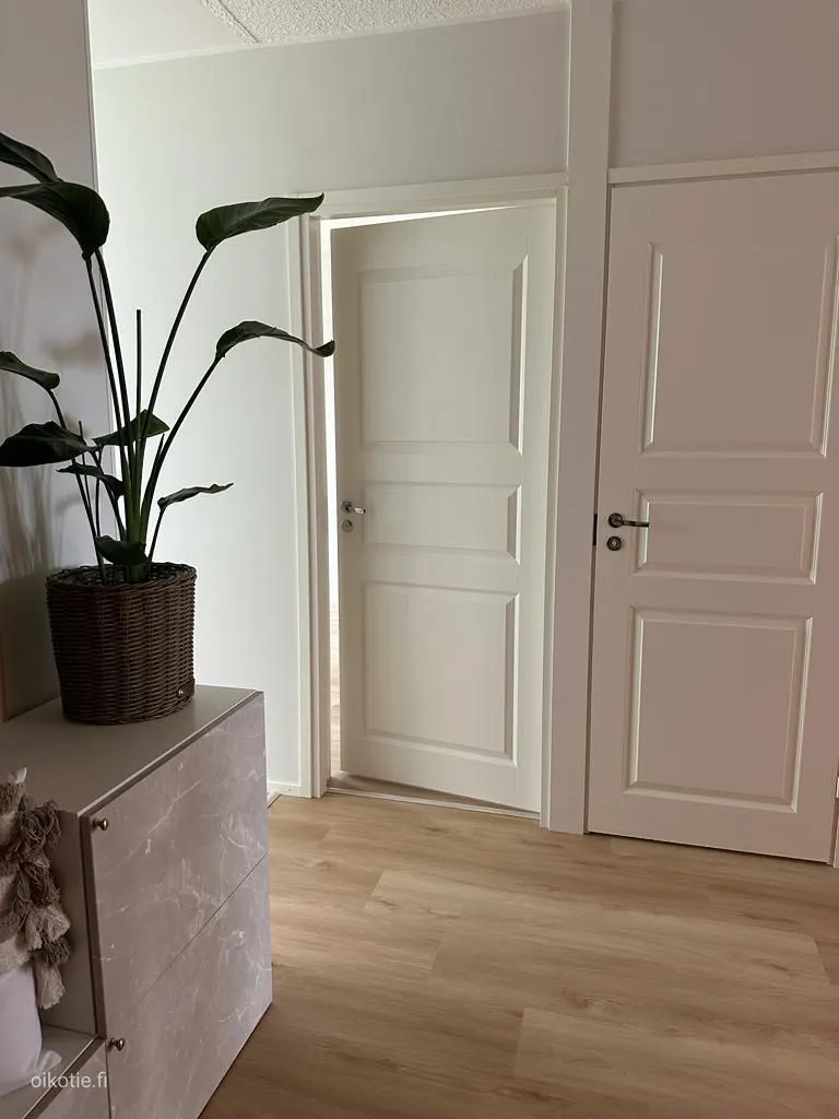 Entrée - Modernised Apartment with Balcony in Hervanta, Tampere