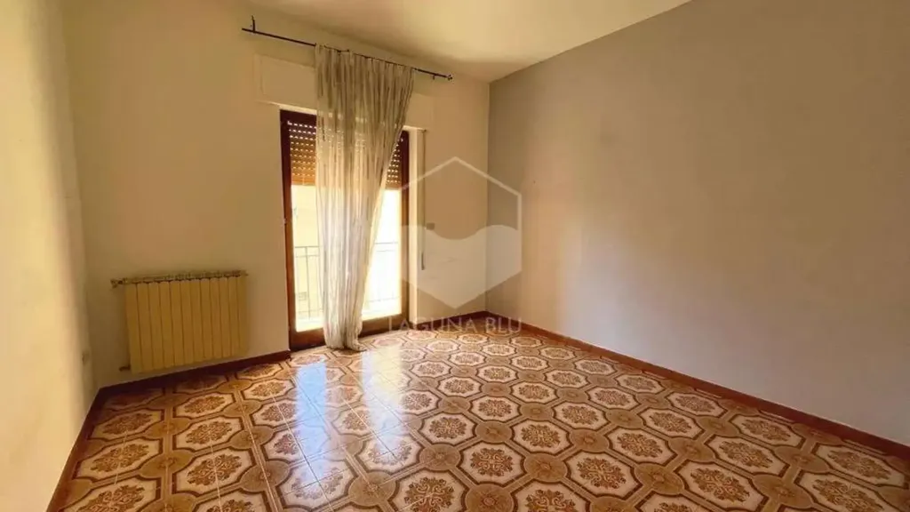 Pièces - Apartment with Balcony near Marsala Centre