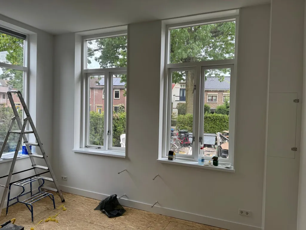Pièces - Renovated Rooms with Kitchen in Central Location
