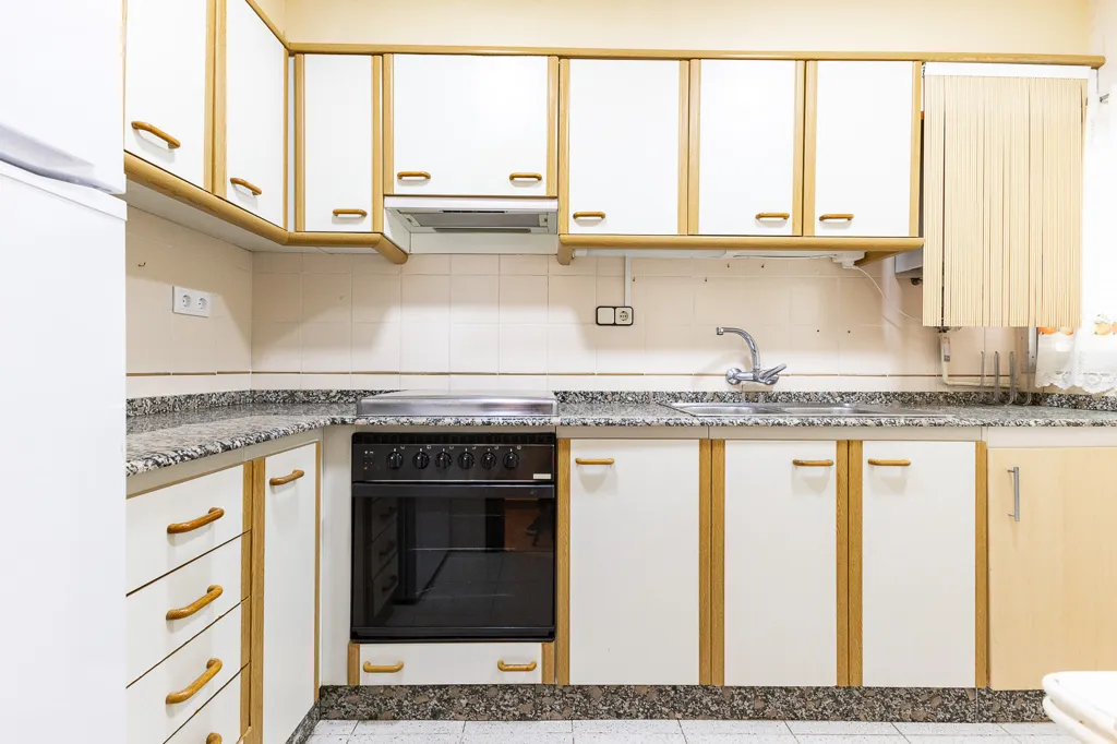 Cuisine - Bright Apartment with Lift in Alaquàs