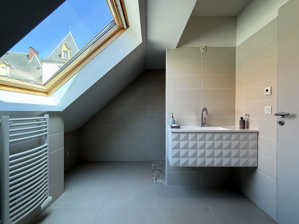 Vannitoad - Attic Apartment with Terraced Garden in Châtel-Saint-Germain