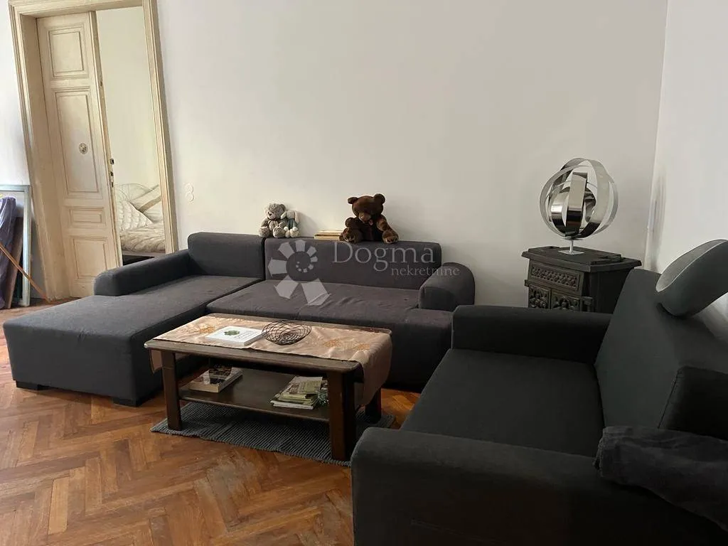 Elutuba - Apartment in Historic Building, Rijeka Centre