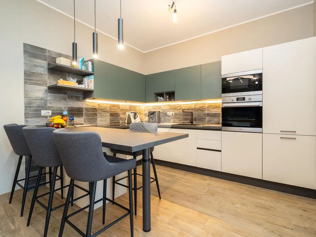 Kitchen - Modernised 3-Bedroom Apartment in Druento
