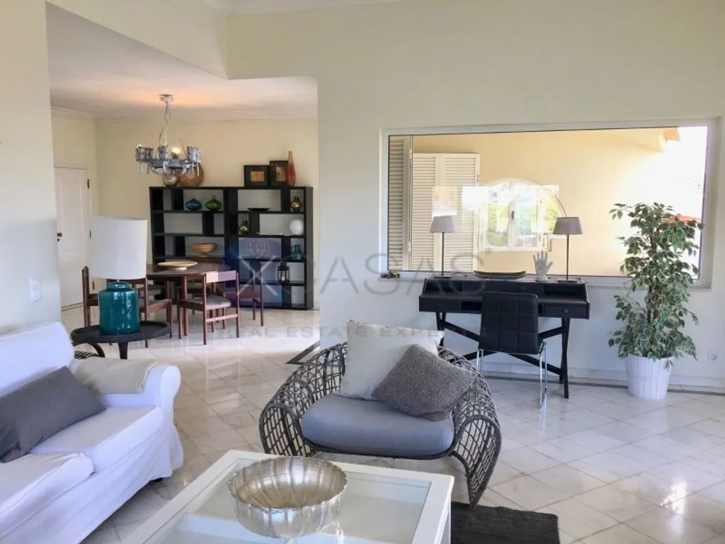 Elutuba - Penthouse with Sea View in Estoril
