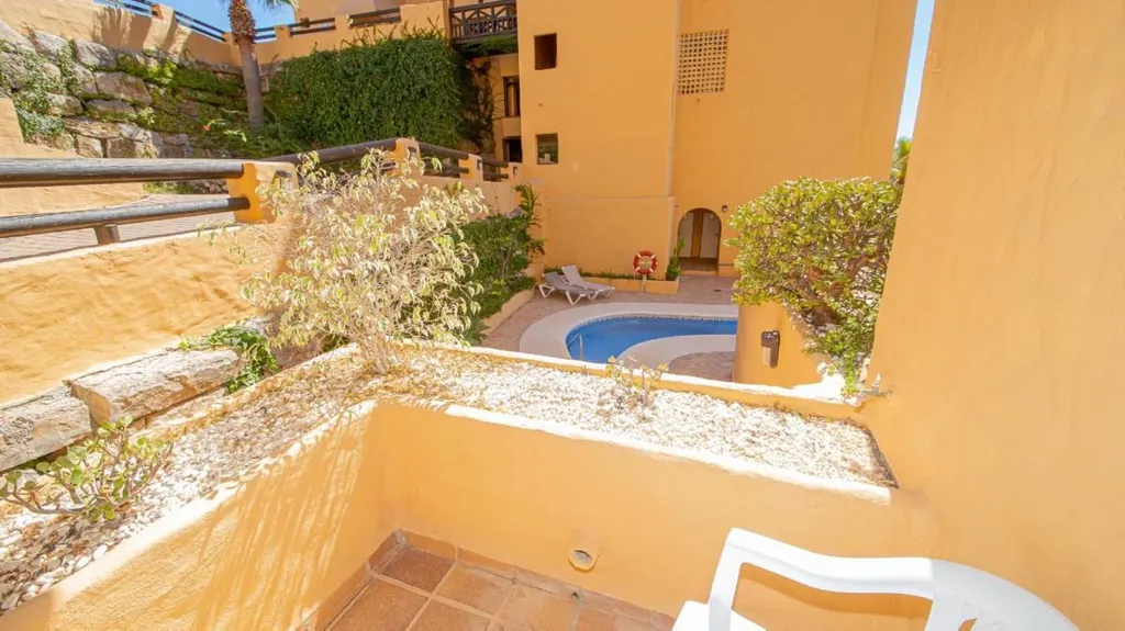 Piscine - 3-Bed Apartment with Terrace in La Duquesa, Manilva