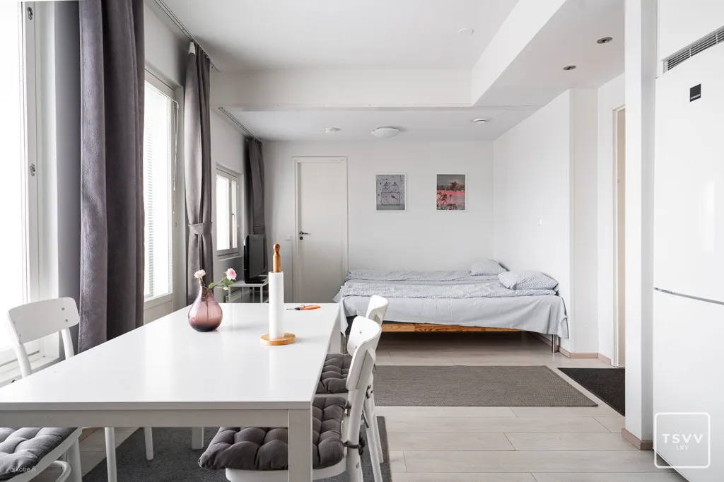 Salle à manger - Bright Studio with Balcony in Turku City Centre