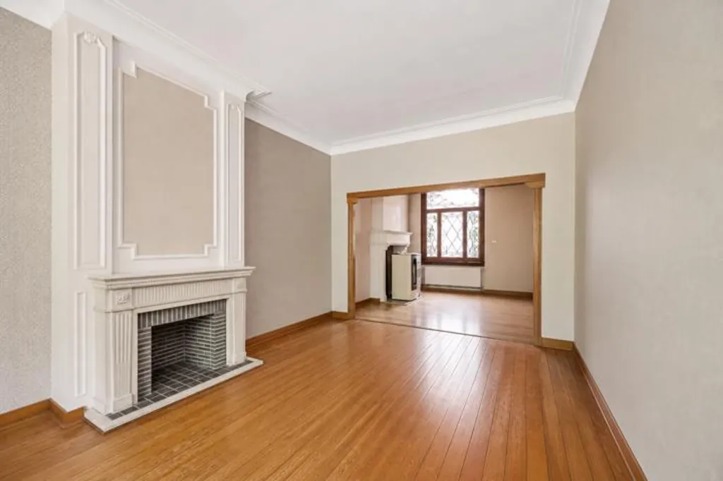 Living Room - Charming House with Garden in Mortsel