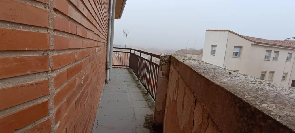 Balcone - Flat for Renovation with Balcony in Zamora