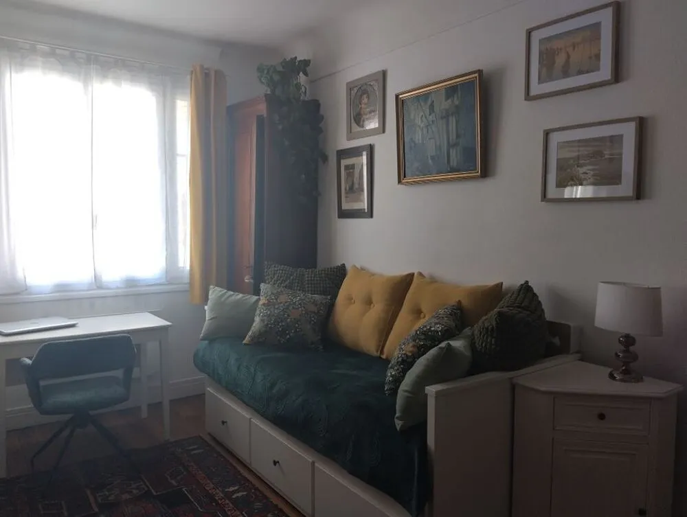 Chambres - Studio avec Ascenseur à Courbevoie