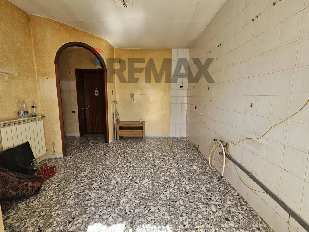 Toad - Three-Bedroom Apartment with Balcony in Afragola