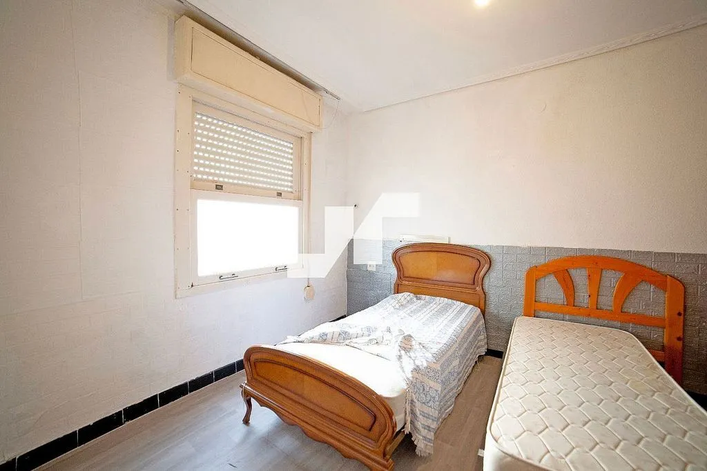 Magamistoad - Three-Storey House with Terraces in Vila-real Centre