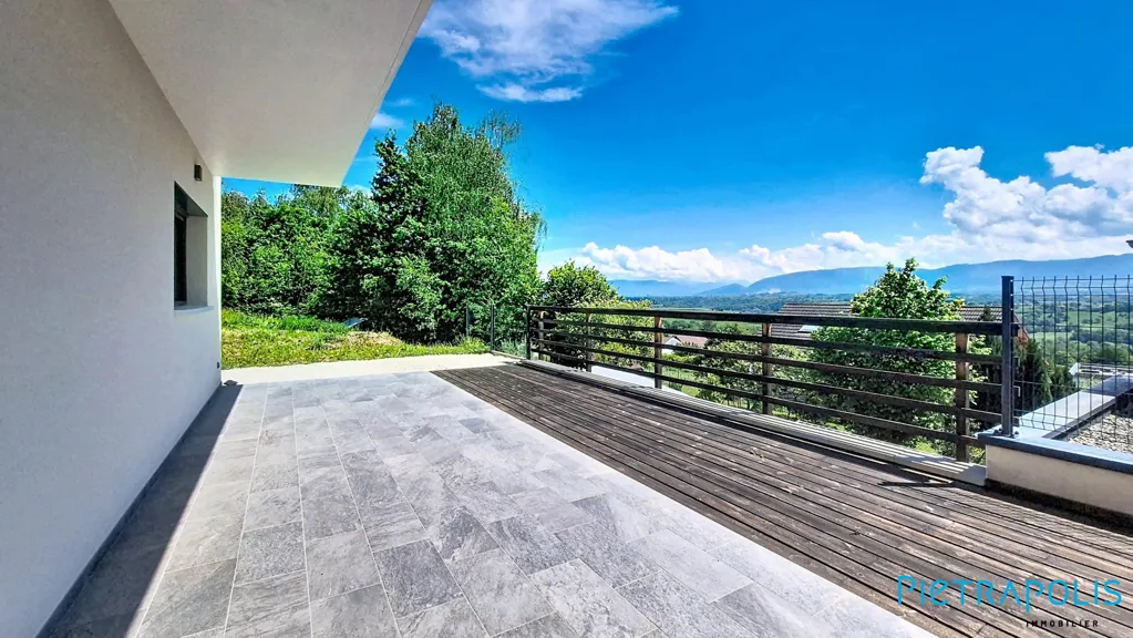Terrasse - Villa Contemporaine avec Vue Alpes à Challex