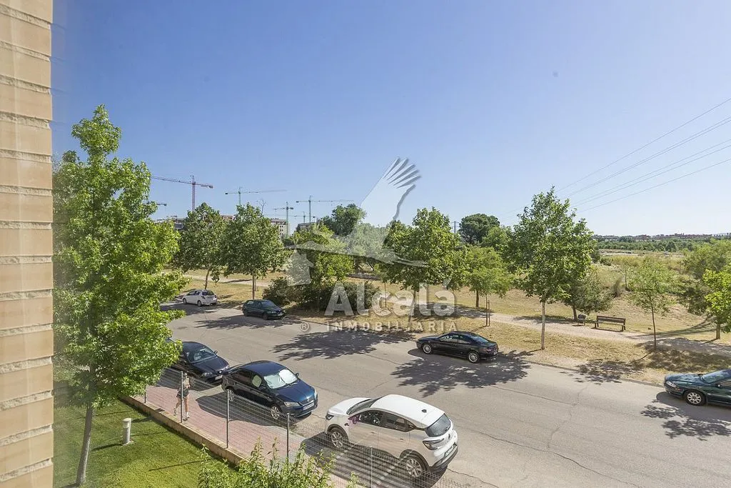 Rõdu - Apartment with Pool in El Olivar, Alcalá de Henares