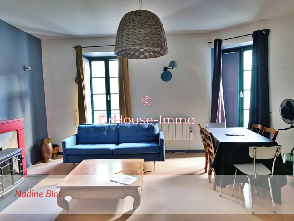 Séjour - Commerce avec Logement à Clisson, Centre Historique