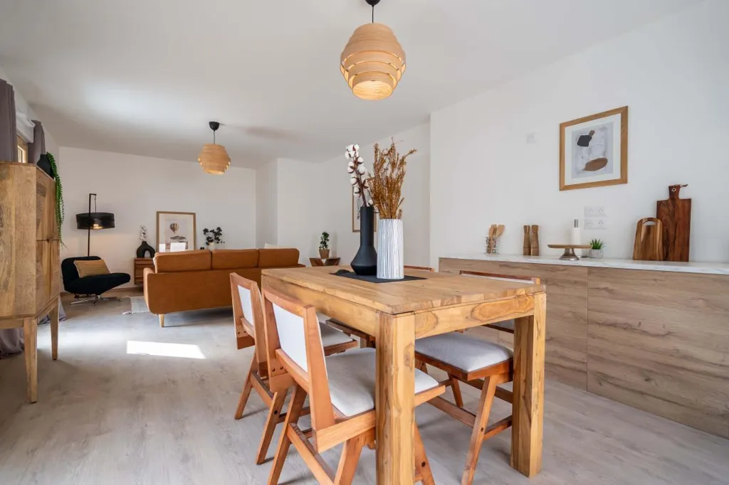 Sala da pranzo - New Flat with Balcony in Grenoble