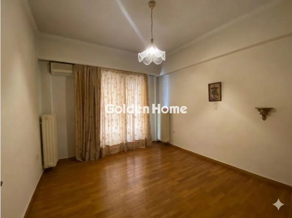 Séjour - Apartment with Balcony in Kypseli