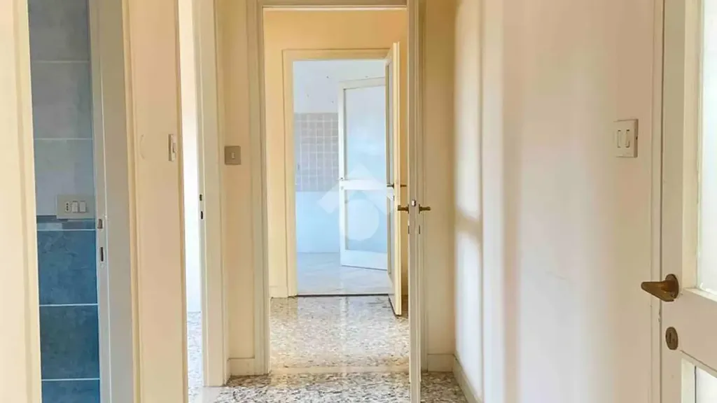 Esik - Apartment with Panoramic View in Brescia