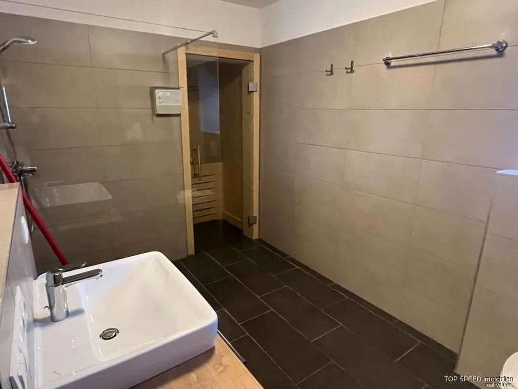 Vannitoad - Chalet with Ski Access in Wagrain