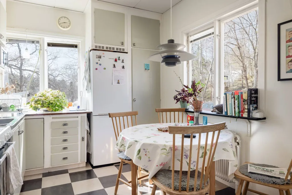 Salle à manger - Charming Villa with Garden in Saltsjö-Boo