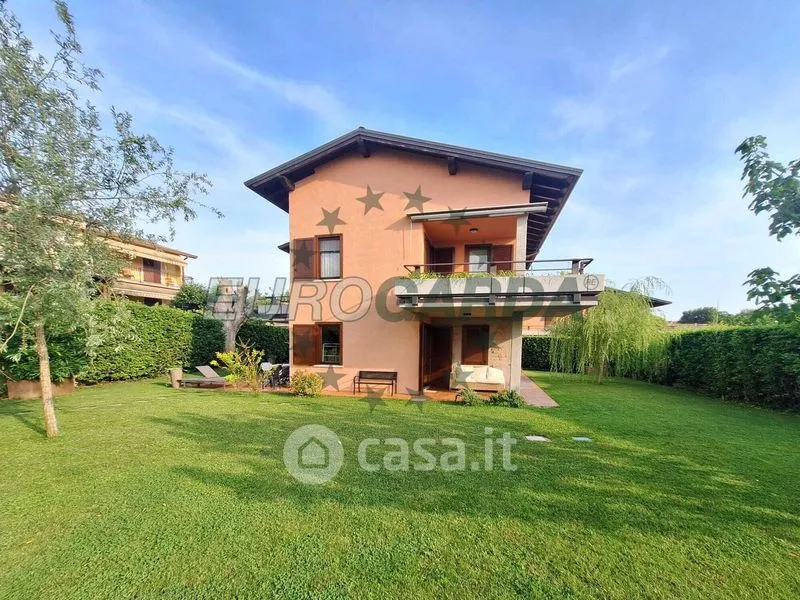 Aed - Villa with Pool in Lazise