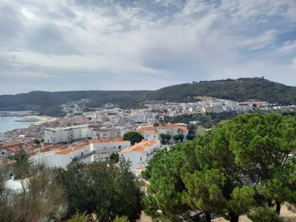 Luxury Villa with Private Pool in Sesimbra