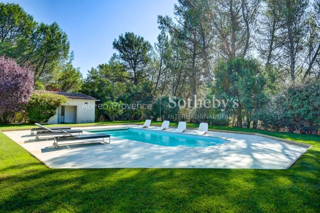 Piscine - Villa Contemporaine avec Piscine près d'Aix-en-Provence