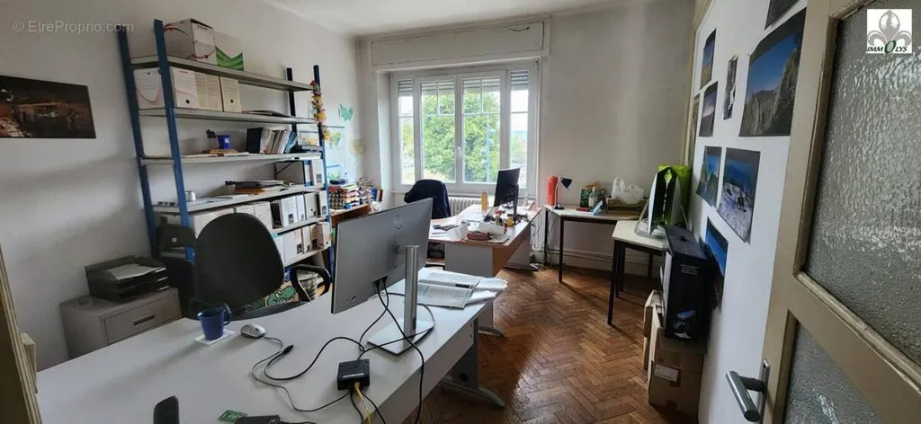 Kabinet - Office Space in Central Location