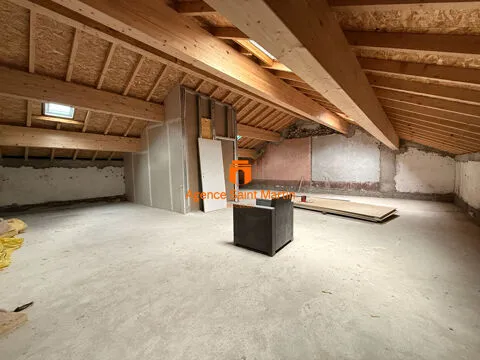 Toad - Two Apartments with Terraces in Le Teil