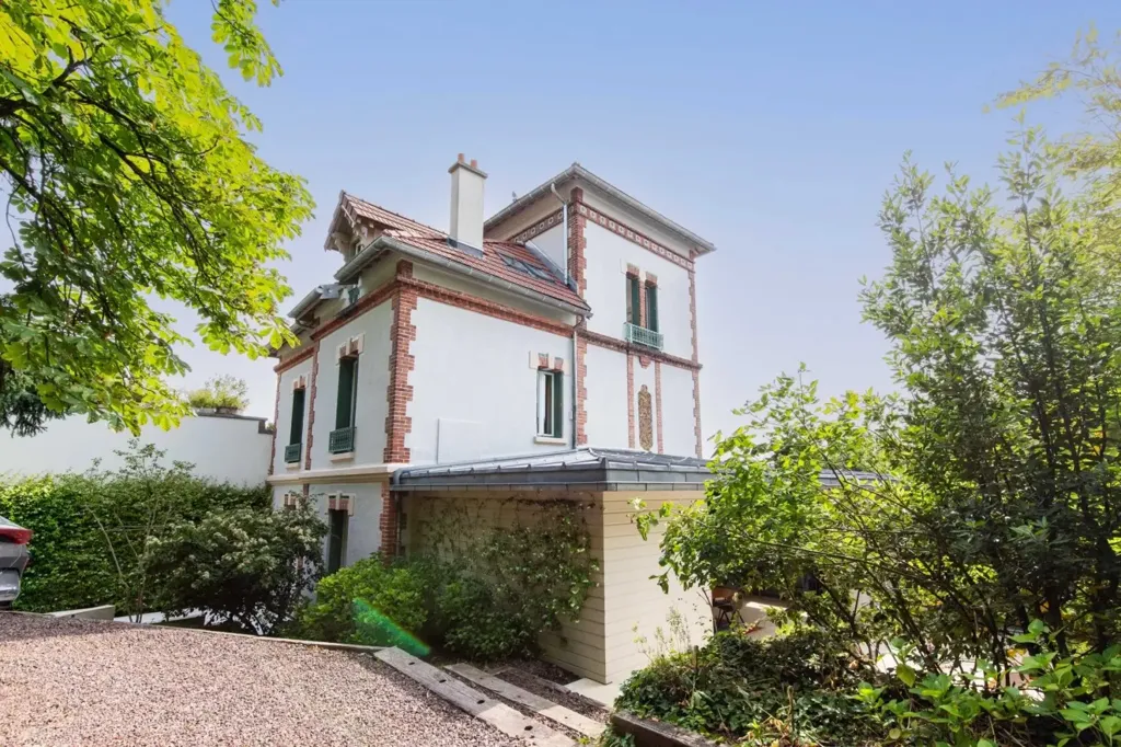 Extérieur - Maison 8 pièces à Saint-Cloud