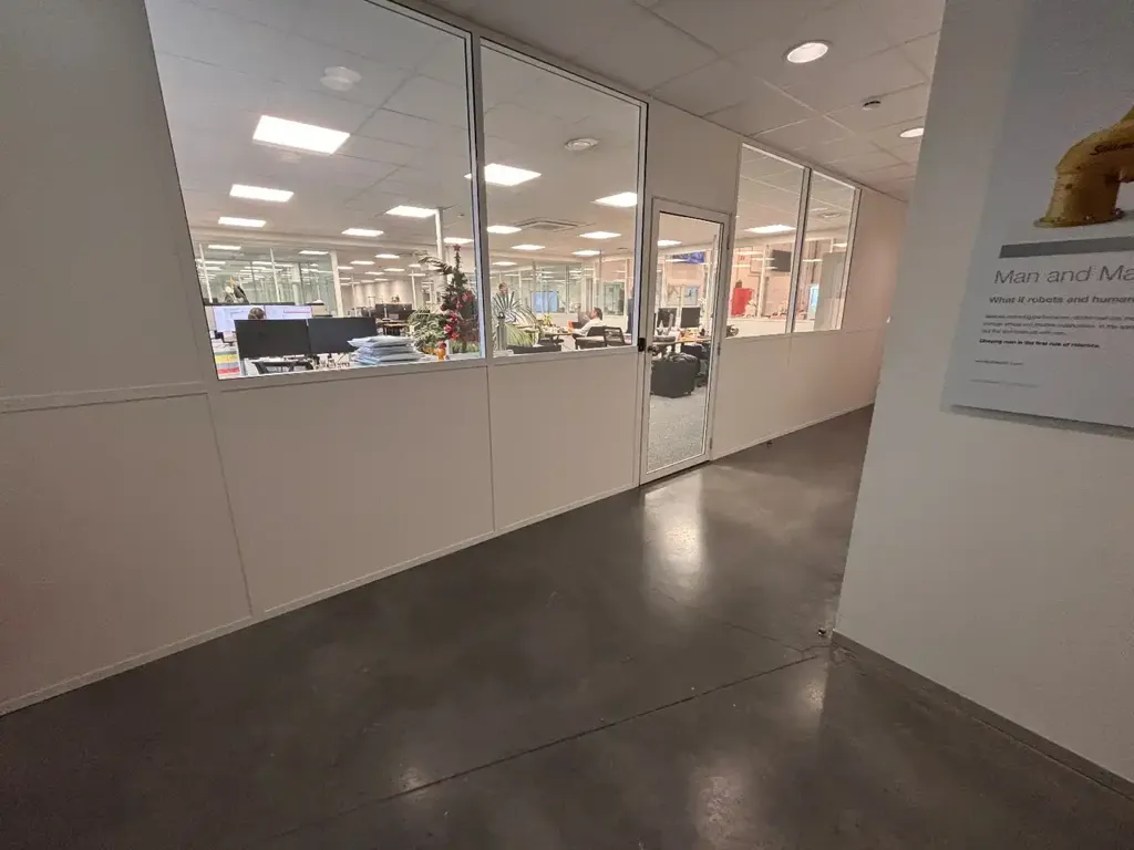 Studio - Office for Rent with Cafeteria Access in Kortrijk