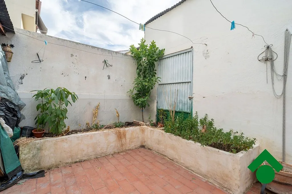 Aed - Terraced House with Terrace in Atarfe