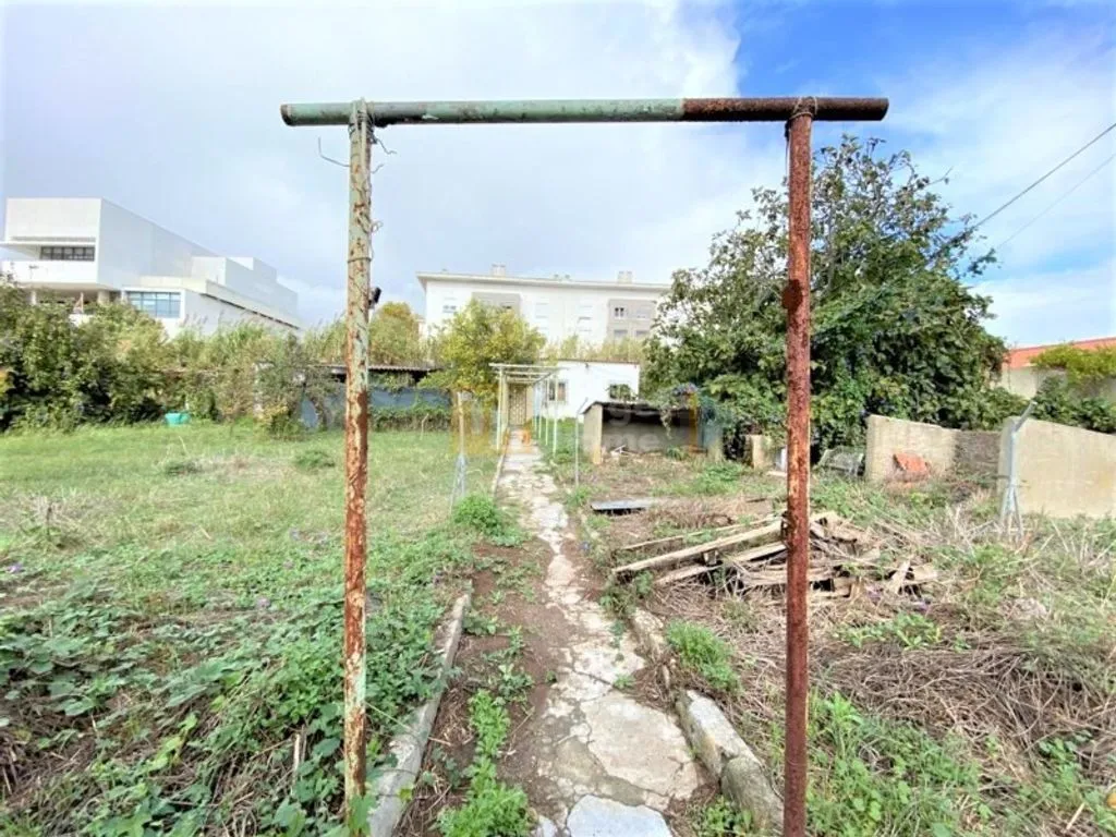 Jardin - Development Land Near Ajuda University, Lisbon