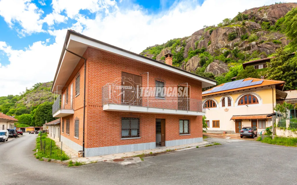 Välivaade - Bifamiliar Villa with Private Garden in Caprie