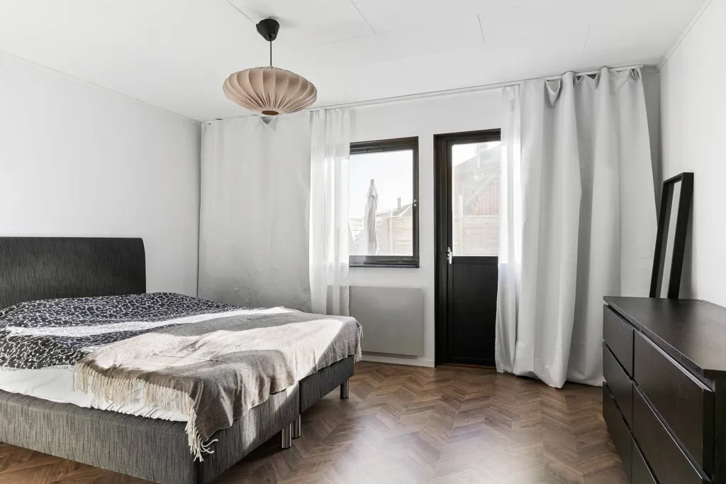 Magamistoad - Charming Villa with Pool in Marstrand