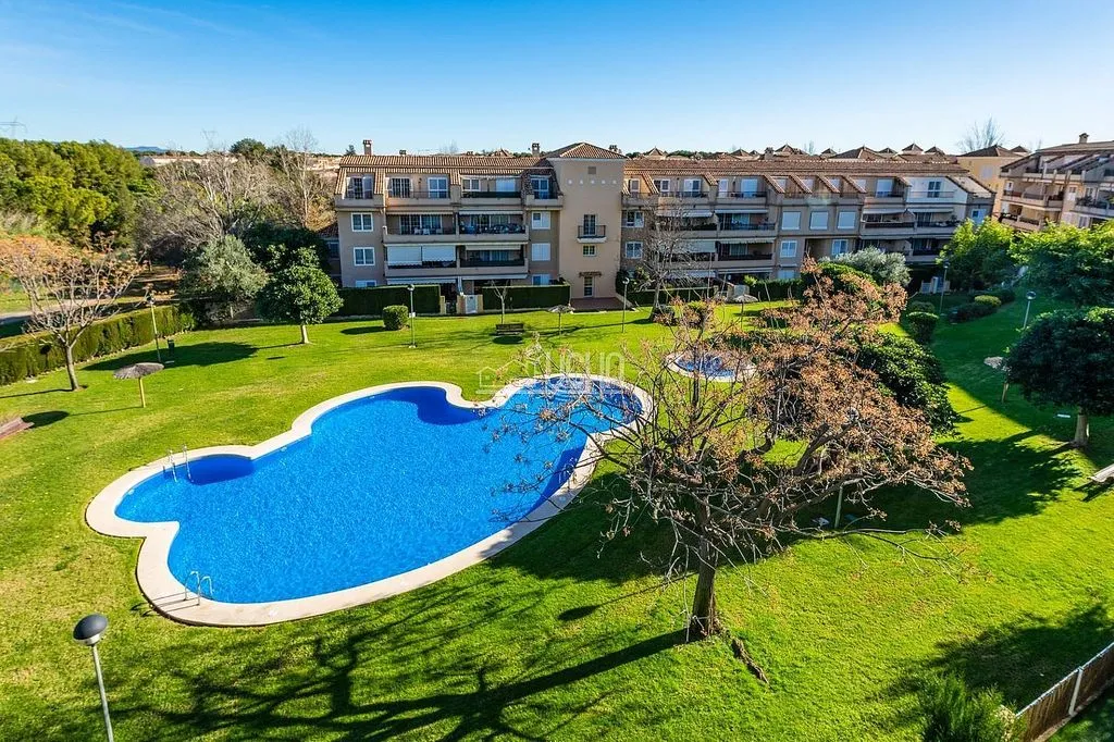 Õhuvaade - Duplex Apartment with Pool in Torre en Conill