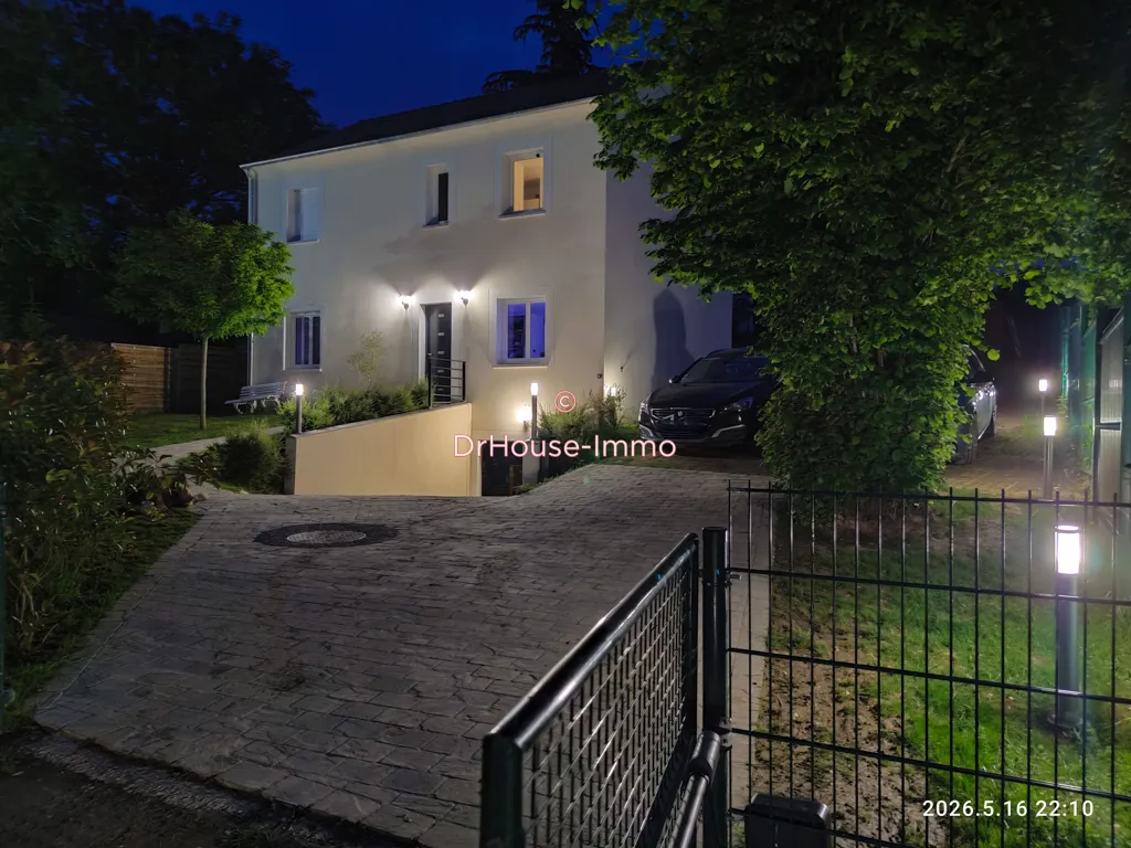 Extérieur - Maison Contemporaine avec Vue sur les Champs à Beynes
