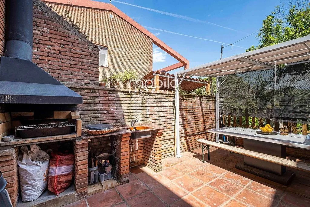 Terrasse - Contemporary House with Pool in Bellaterra