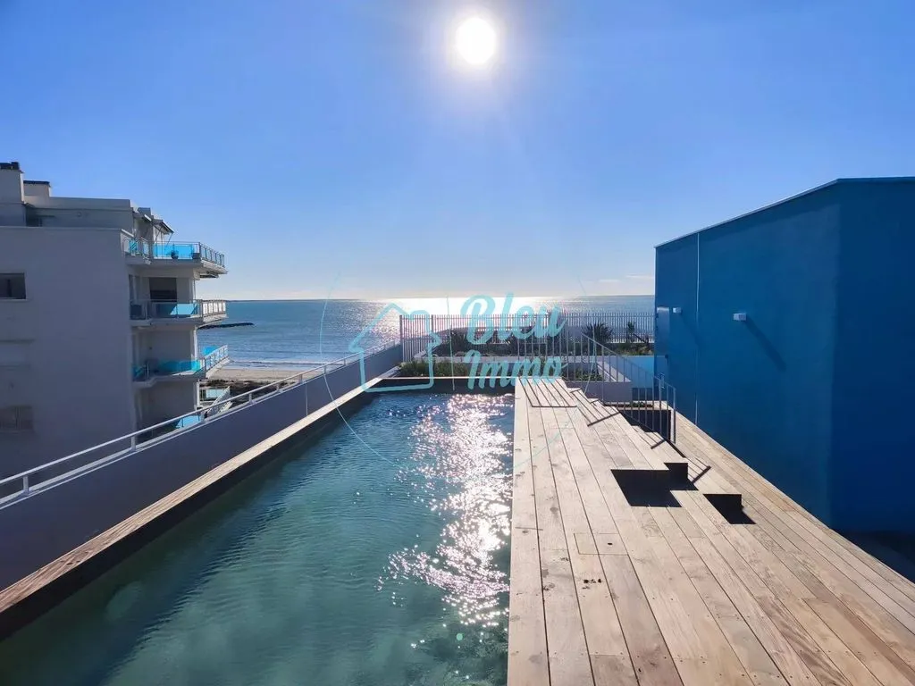 Piscine - Appartement Neuf avec Vue Mer à Le Grau-du-Roi