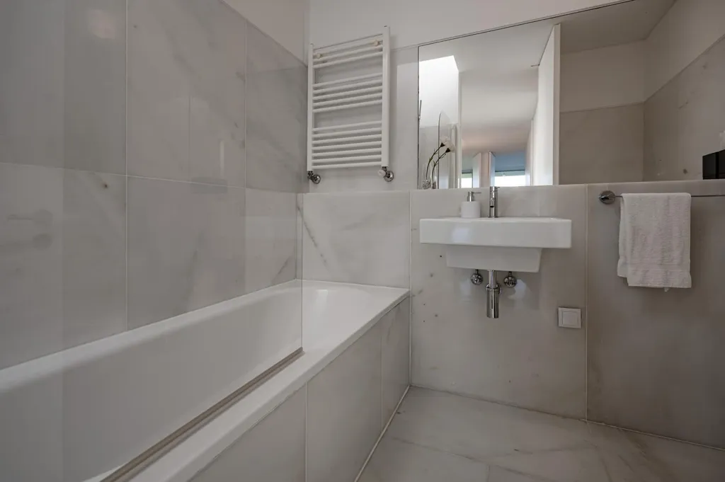 Vannitoad - Contemporary Villa with Golf Course in Bom Sucesso