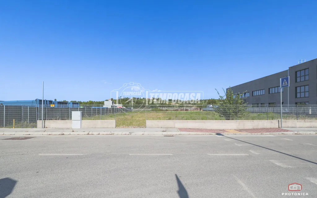 Giardino - Buildable Plot with Commercial and Residential Potential in Rimini