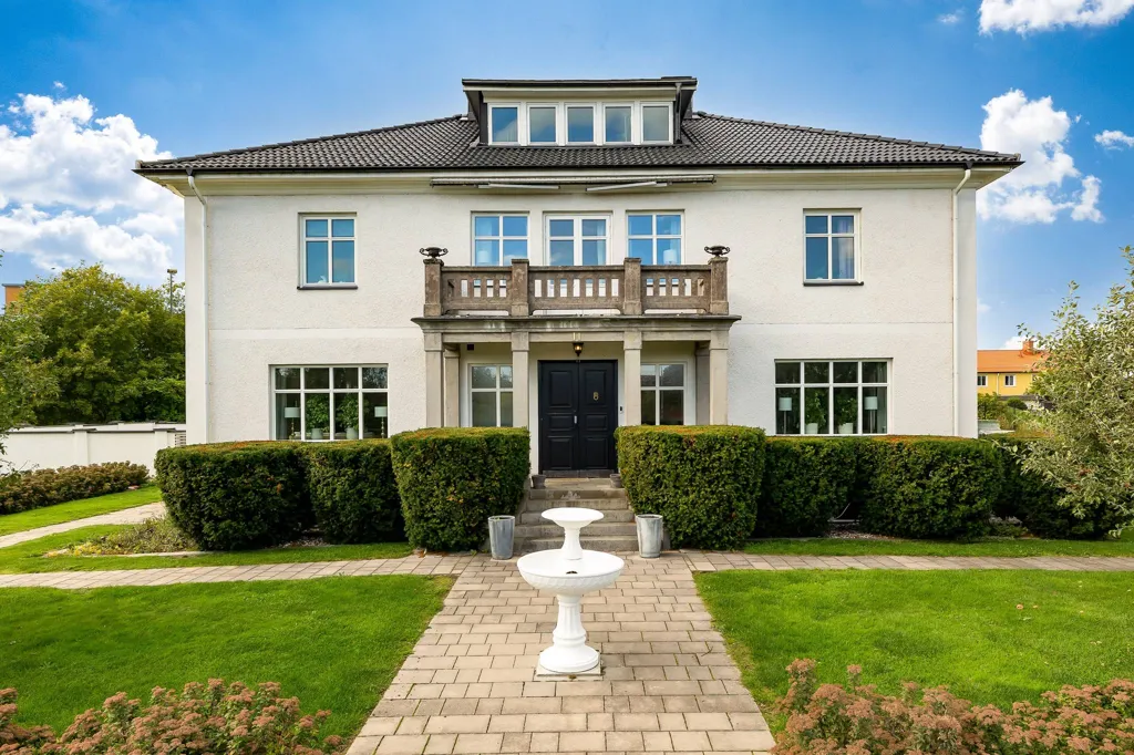 Maison 10 pièces à Kumla kommun