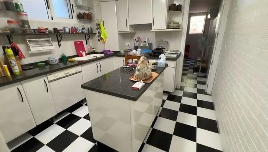 Cuisine - Mediterranean Villa with Pool in Calpe